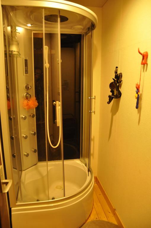 Santana Guest House Osaka Dış mekan fotoğraf